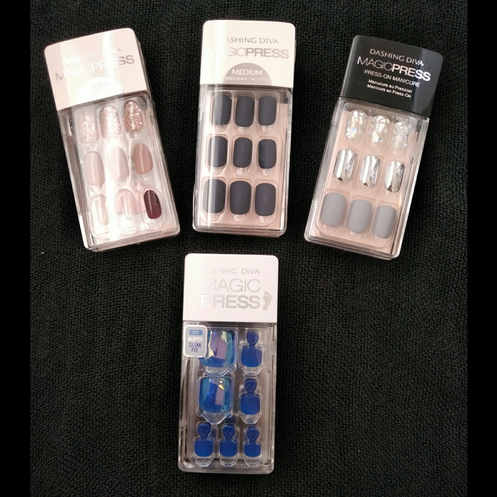 🚫SOLD🚫 on Ⓜ️ Dashing Diva Press On Nails